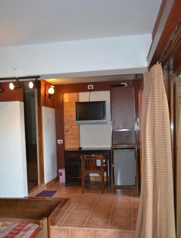 Casa Tropicana - Hotel & Homestays Panaji Bilik gambar