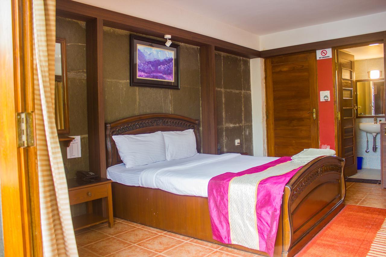 Casa Tropicana - Hotel & Homestays Panaji Luaran gambar